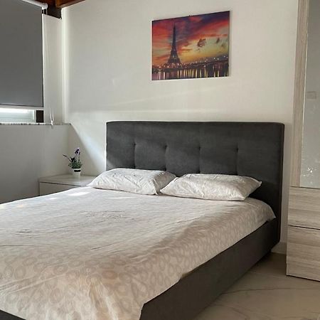 Beachfront Villa - Dasaki Larnaca Extérieur photo