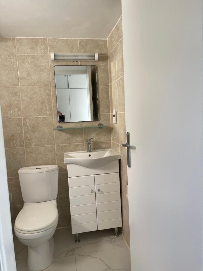 Beachfront Villa - Dasaki Larnaca Extérieur photo