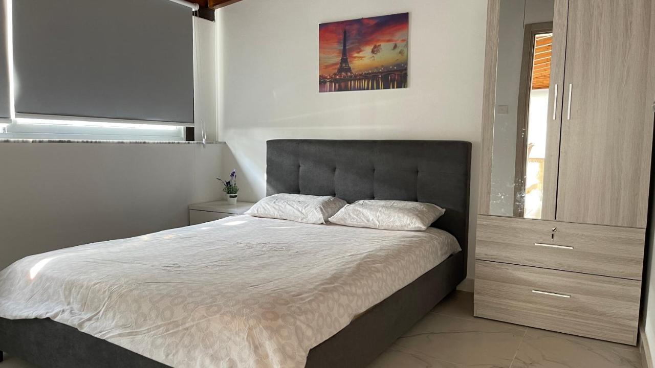 Beachfront Villa - Dasaki Larnaca Extérieur photo